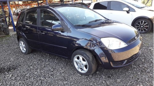 Sucata Ford Fiesta Edge 1.0 95cvs 2003 Rs Caí Peças 