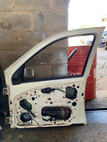 Porta Dianteira L.d Fiat Palio 97/98 Usado