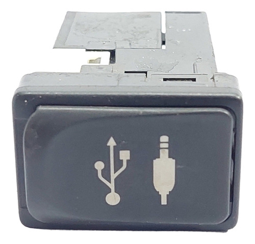 Entrada Usb / Auxiliar Toyota Prius Ano 2010 A 2015