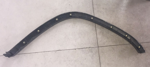 Moldura Para-lama Traseiro Esquerdo Toyota Hilux Sw4 16/20