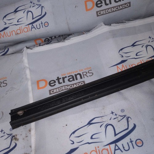 Moldura Friso Teto L D  Fiat Strada Cab Simples 04/20  6220