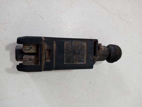 Interruptor De Luz De Freio Vw Gol 191945515