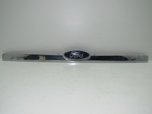 Régua Tampa Porta Malas Ford Fusion 2006 A 2009 C/ Detalhes