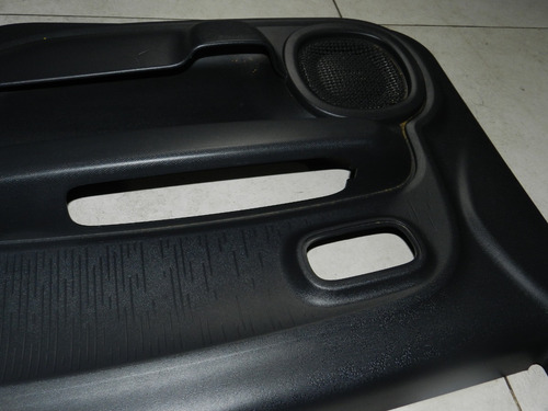 Forro Porta Dianteira Direita Fiat Mobi 15/20 Cód: 100228291