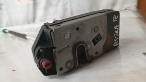 Fechadura Trava Traseira Esquerda Chevrolet Astra 2003 2011