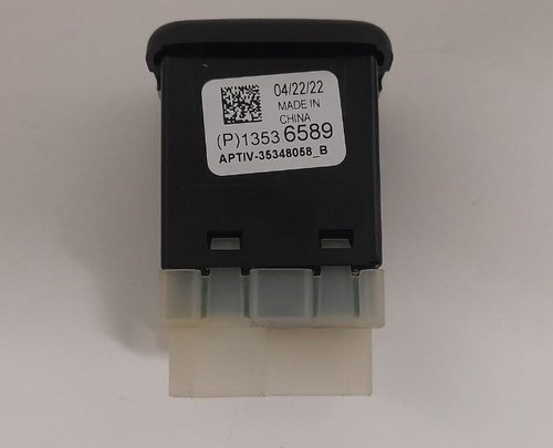 Comando Receptor Usb Gm Tracker Ltz 2023 - 13536589