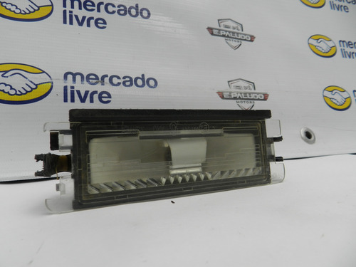 Luz Lanterna Placa Renault Logan Sandero 2007 A 2013 Detalhe