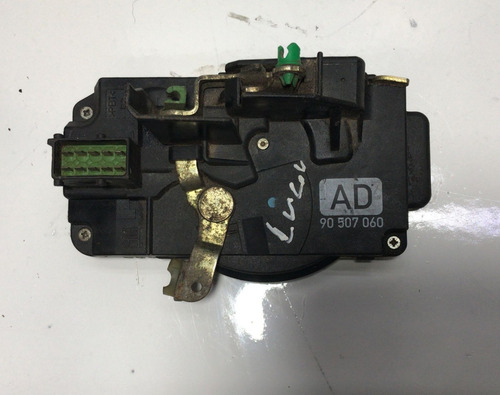 Fechadura Dianteira Direita Gm Vectra 90507060