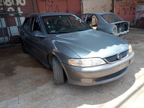 Sucata De Gm Vectra 97/04 Remoção De Peças Motor/cambio/acab