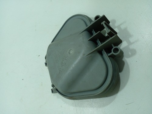 Tampa Do Farol Ford Courier/fiesta 00/05 1305239147 (m)