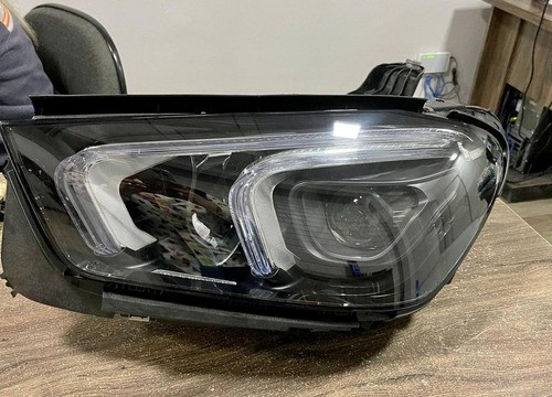 Farol Esquerdo Mercedes Gle 400 Ano 2019/2020