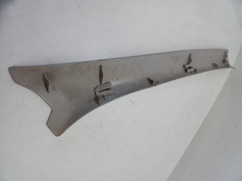 Moldura Interna  Coluna Parabrisa Gm Corsa 90387433 Original