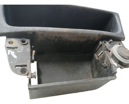 Moldura Painel Cinzeiro Gm Vectra 97/05 C/ Detalhe (ap)
