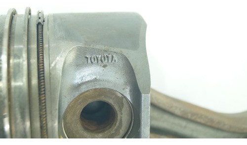 Pistão E Biela Toyota Hilux 3.0 2005-2015 Usado (460)