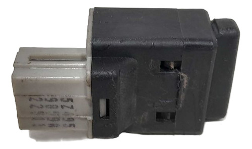 Botão Interruptor Trava Vidros Eletricos Traseiro Fox 2014