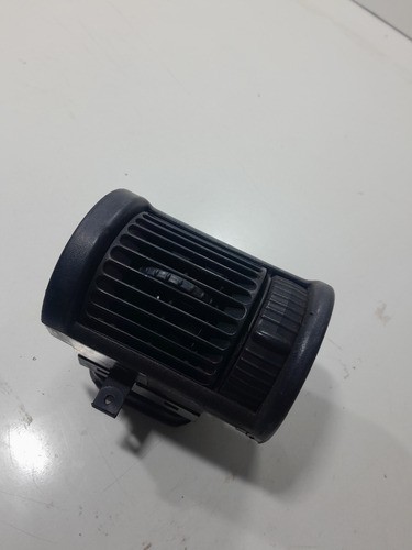 Difusor De Ar Lado Direito Chevrolet  Corsa 94/99 (vj) E138