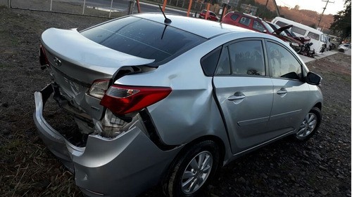 Sucata Hyundai Hb20 1.0 Flex 2014 Rs Caí Peças