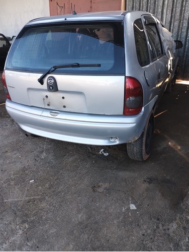 Sucata Gm Corsa Super 4p P/remoção Peças Motor Cambio Suspen