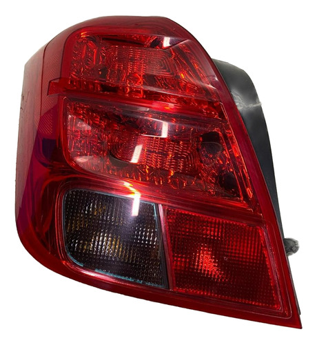 Lanterna Traseira Esquerda Chevrolet Tracker 2014 A 2016