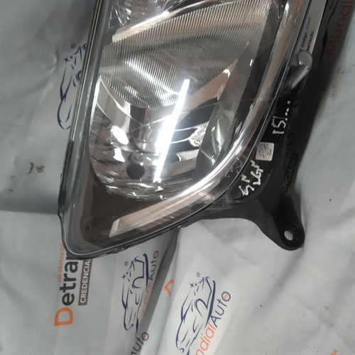 Farol Direito Máscara Negra Sandero Logan 2014/2018 6989