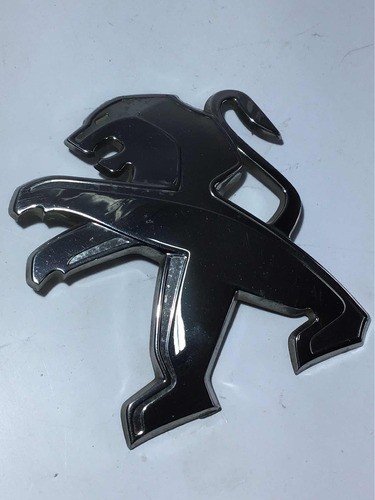 Emblema Capô Peugeot 208 13/16 9673874777  1643*