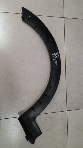 Moldura Paralama Dianteiro Direito Fiat Palio Strada 99/01