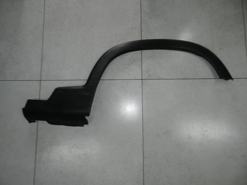 Moldura Aplique Para-lama Traseiro Esquerdo Fiat Toro 17/21