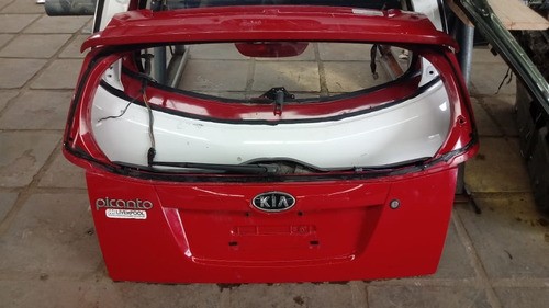 Tampa Traseira Kia Picanto 2008 Vermelha