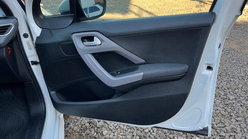 Forro De Porta Dianteiro Direito Peugeot 208 2018