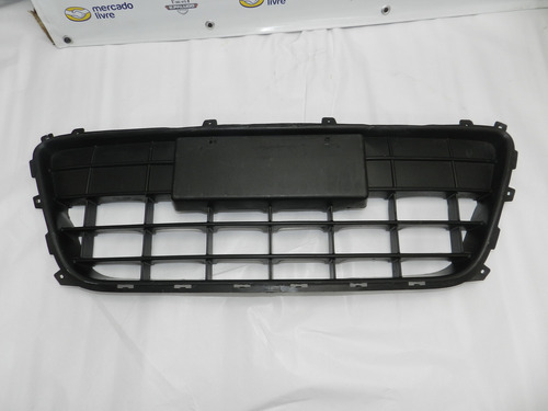 Grade Inferior Dianteira Hyundai I30 2009 A 2012 Com Detalhe