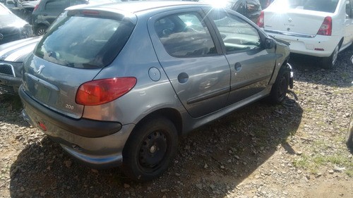 Sucata Peugeot 206 1.0 70cvs Gasolina 2005 Rs Caí Peças