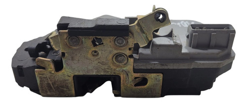 Fechadura Traseira Direita Peugeot 206/ 2002 (al)
