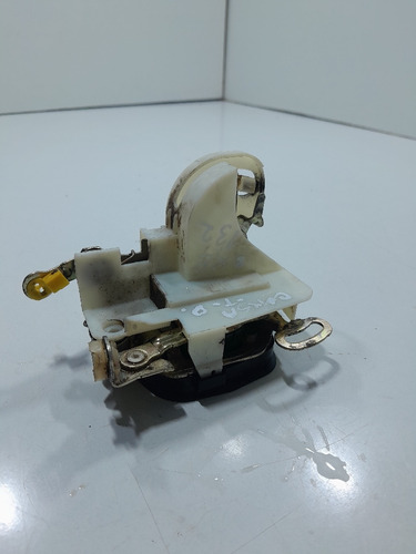 Fechadura Porta Diant.direita Gm Corsa 94/01 (vj) E132