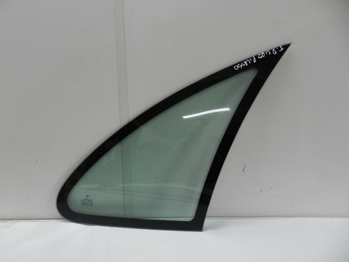 Vidro Vigia Fixo Traseiro Direito Xsara Picasso 2001 A 2003