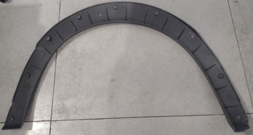 Moldura Paralama Dianteiro Lado Direito Fiat Uno Way 04/13