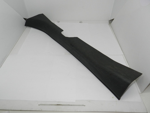 Soleira Porta Dianteira Direita Gm Cobalt 2019 94770936