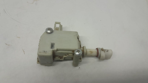 Motor Trava Portinhola Vw Golf 1999 A 2006 1j6810773b