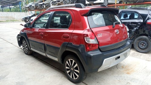 Sucata Toyota Etios Cross 1.5 96cvs Flex 2015 Rs Caí Peças 