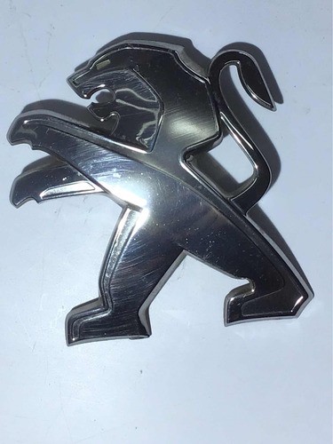 Emblema Capô Peugeot 208 13/16 9673874777  1643*