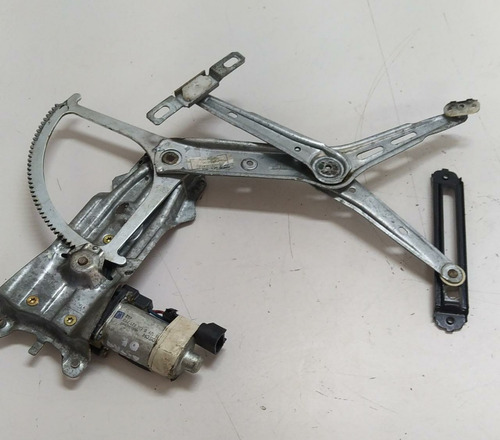 Máquina Vidro Dianteira Esquerda Gm Astra 99/11 0130821780 