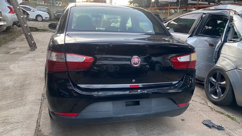 Sinaleira Tampa Direita Fiat  Grand Siena 2013/2014