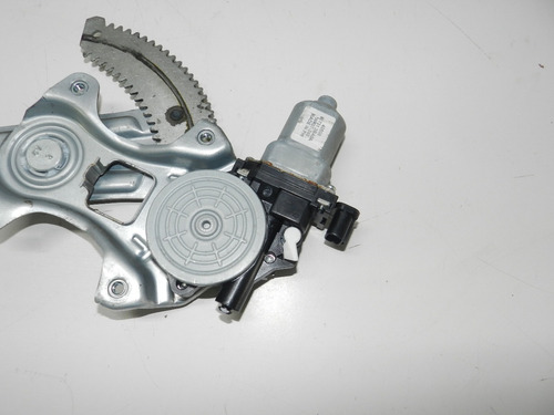Maquina Vidro Dianteira Esquerda Nissan March 2015 