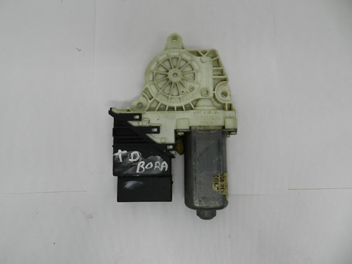 Motor Vidro Elétrico Traseiro Direito Jetta Bora 0536006001