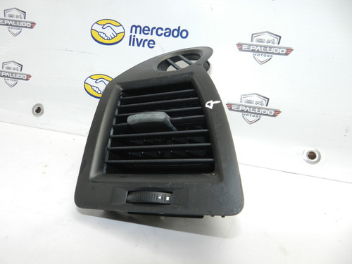 Difusor Lado Esquerdo Renault Megane Sedan Gt 07/13 Detalhe