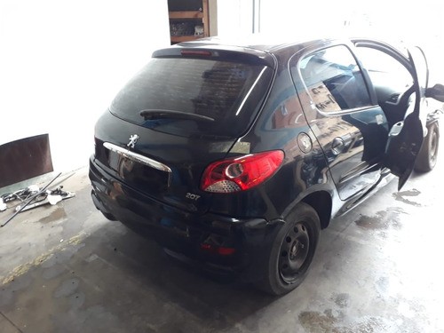 Sucata Peugeot 207 1.4 82cvs Flex 2013 Rs Cai Peças