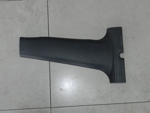 Moldura Acabamento Coluna Direita Vw Gol Parati 1996 A 2014