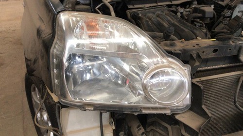 Farol Direito Nissan X-trail 2008