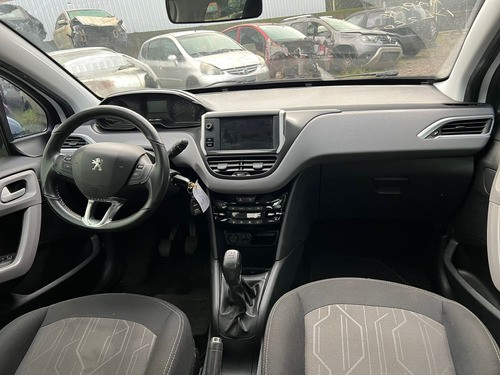 Console Central Peugeot 208 2017