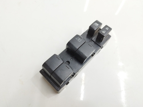 Botão Vidro Elétrico Dianteiro Esquerdo March 2015 A 2021