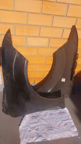 Paralama D. Direito Fiesta Rocam 2009  Ford 7s6516005aa